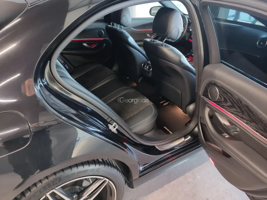 Mercedes-Benz E 220 (2016)