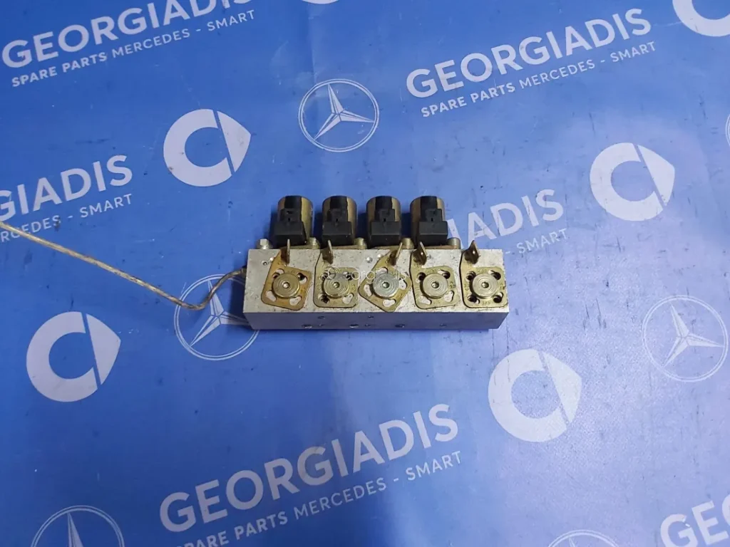MERCEDES ΜΠΛΟΚ ΒΑΛΒΙΔΩΝ ΥΔΡΑΥΛΙΚΟΥ ΣΥΣΤΗΜΑΤΟΣ ΟΡΟΦΗΣ (VALVE BLOCK) SL-CLASS (R129)