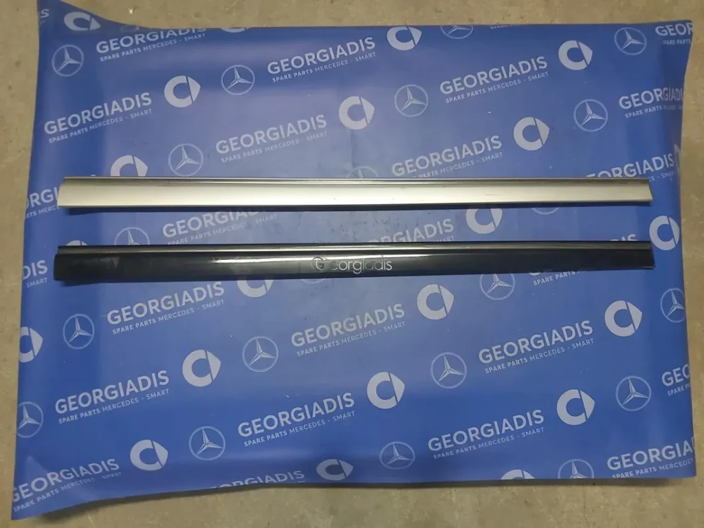 MERCEDES ΦΑΣΑ ΕΜΠΡΟΣ ΔΕΞΙΑΣ ΠΟΡΤΑΣ (DOOR STRIP) C-CLASS (W203)