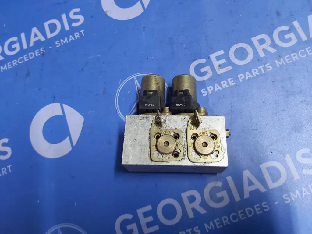 MERCEDES ΜΠΛΟΚ ΒΑΛΒΙΔΩΝ ΥΔΡΑΥΛΙΚΟΥ ΣΥΣΤΗΜΑΤΟΣ ΟΡΟΦΗΣ (VALVE BLOCK) SL-CLASS (R129)