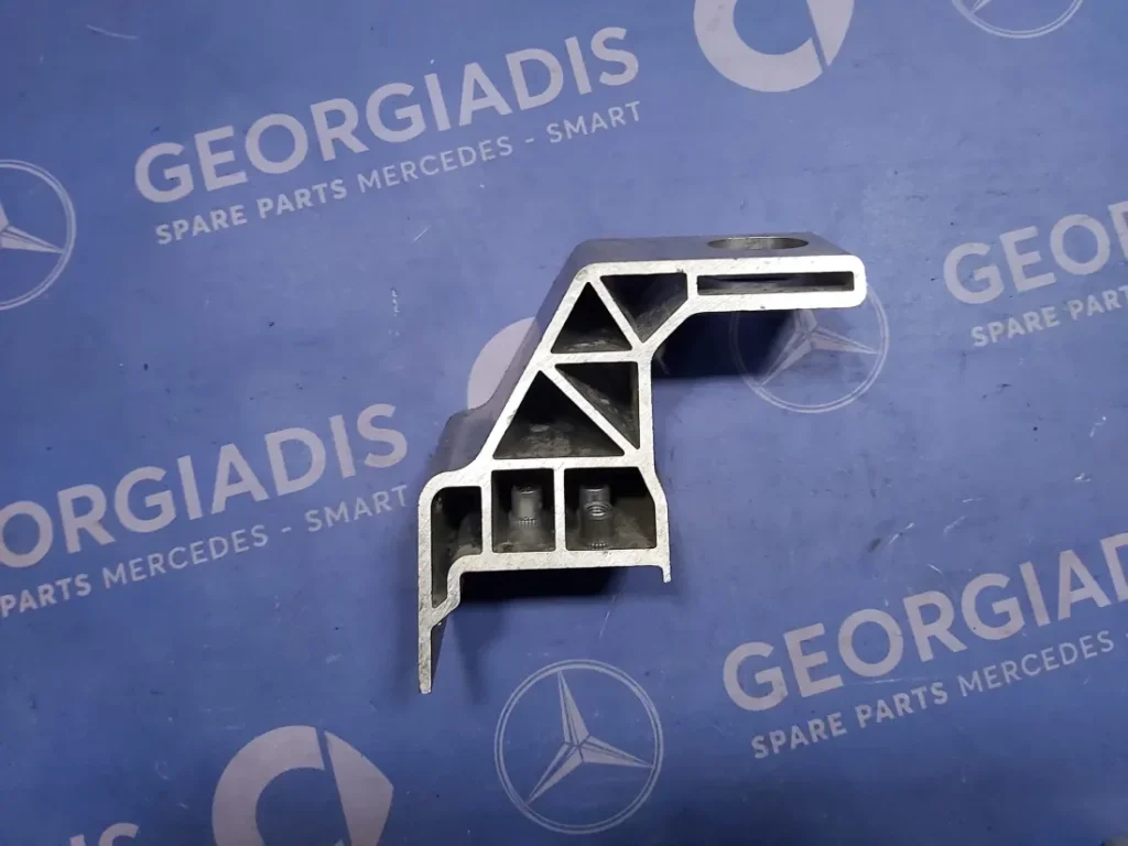 MERCEDES ΒΑΣΗ ΨΥΓΕΙΟΥ ΔΕΞΙΑ ΚΑΤΩ (RIGHT BOTTOM BRACKET) C-CLASS (W205)