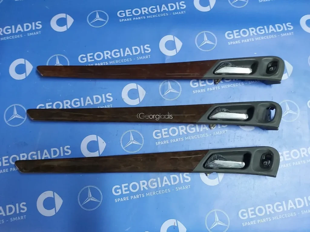 MERCEDES ΔΙΑΚΟΣΜΗΤΙΚΟ ΤΑΠΕΤΣΑΡΙΑΣ ΠΙΣΩ ΑΡΙΣΤΕΡΗΣ ΠΟΡΤΑΣ (TRIM STRIP) C-CLASS (W203)