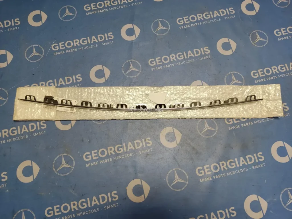 MERCEDES ΝΙΚΕΛ ΜΕΣΑΙΟ ΠΙΣΩ ΠΡΟΦΥΛΑΚΤΗΡΑ (TRIM MOULDING) CLA-CLASS (C118)