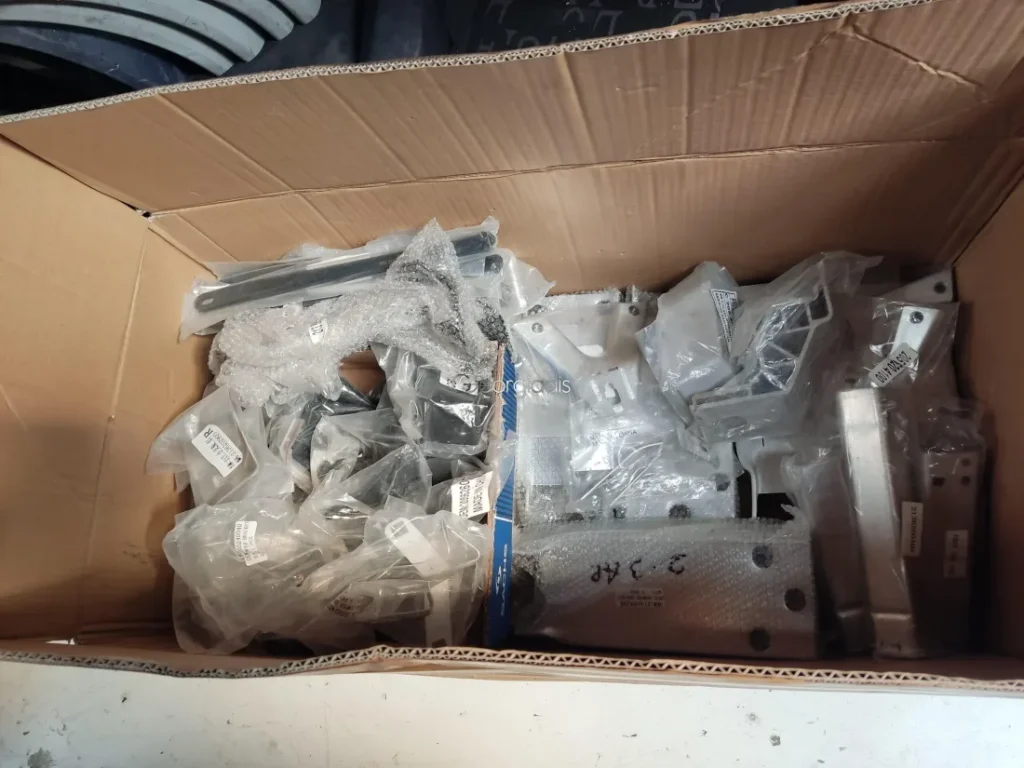 MERCEDES ΣΑΣΑΚΙΑ,ΜΕΤΩΠΕΣ,ΤΡΑΒΕΡΣΕΣ C-CLASS (W205),E-CLASS (W213),S-CLASS (W222)