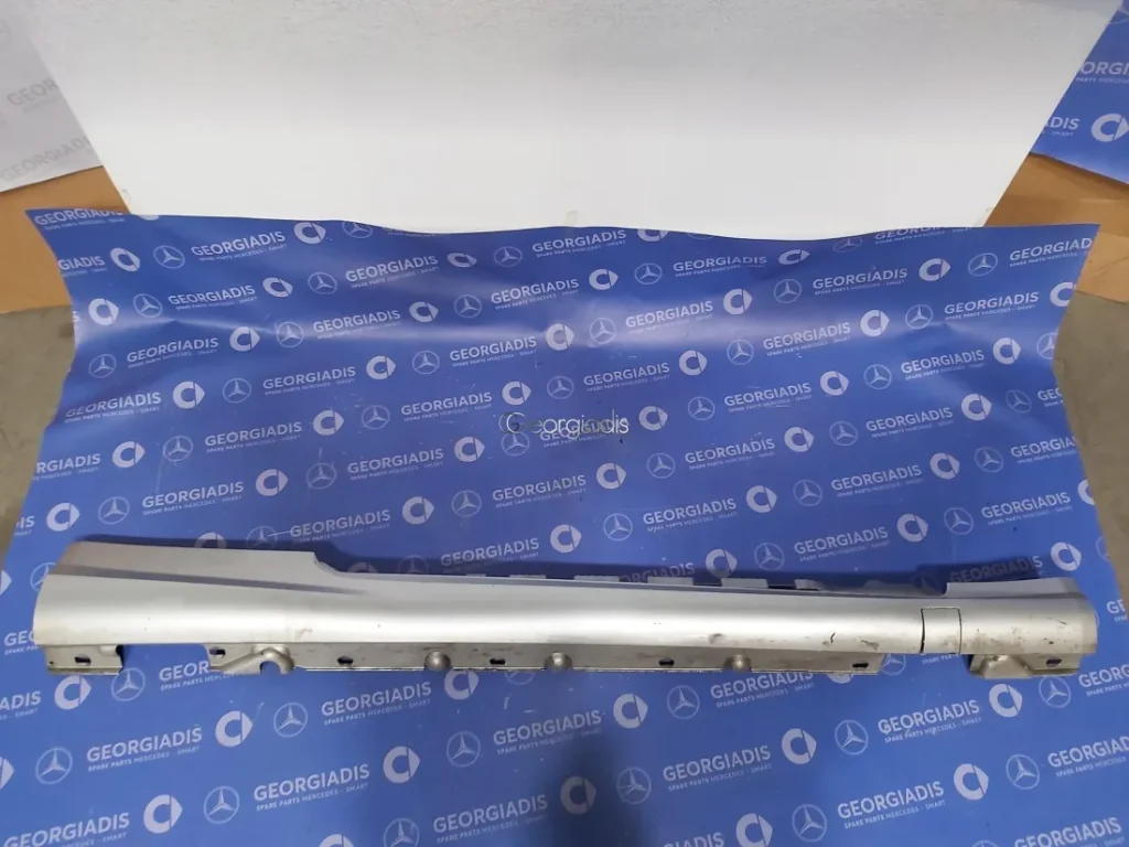 MERCEDES ΚΑΛΥΜΜΑ ΜΑΡΣΠΙΕ ΔΕΞΙΑ (SIDE PANEL) E-CLASS COUPE (C207) AMG