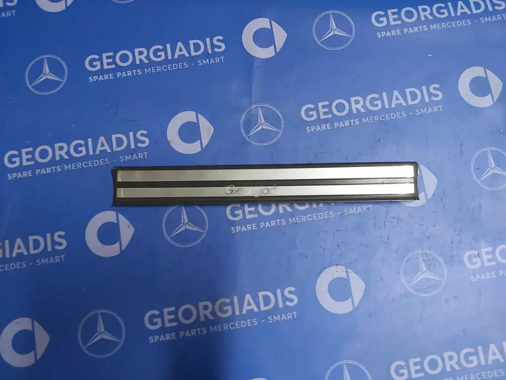 MERCEDES ΠΛΑΣΤΙΚΟ ΚΑΛΥΜΜΑ ΜΑΡΣΠΙΕ ΠΙΣΩ (REAR DOOR SILL TRIM-RAIL) E-CLASS (W210)