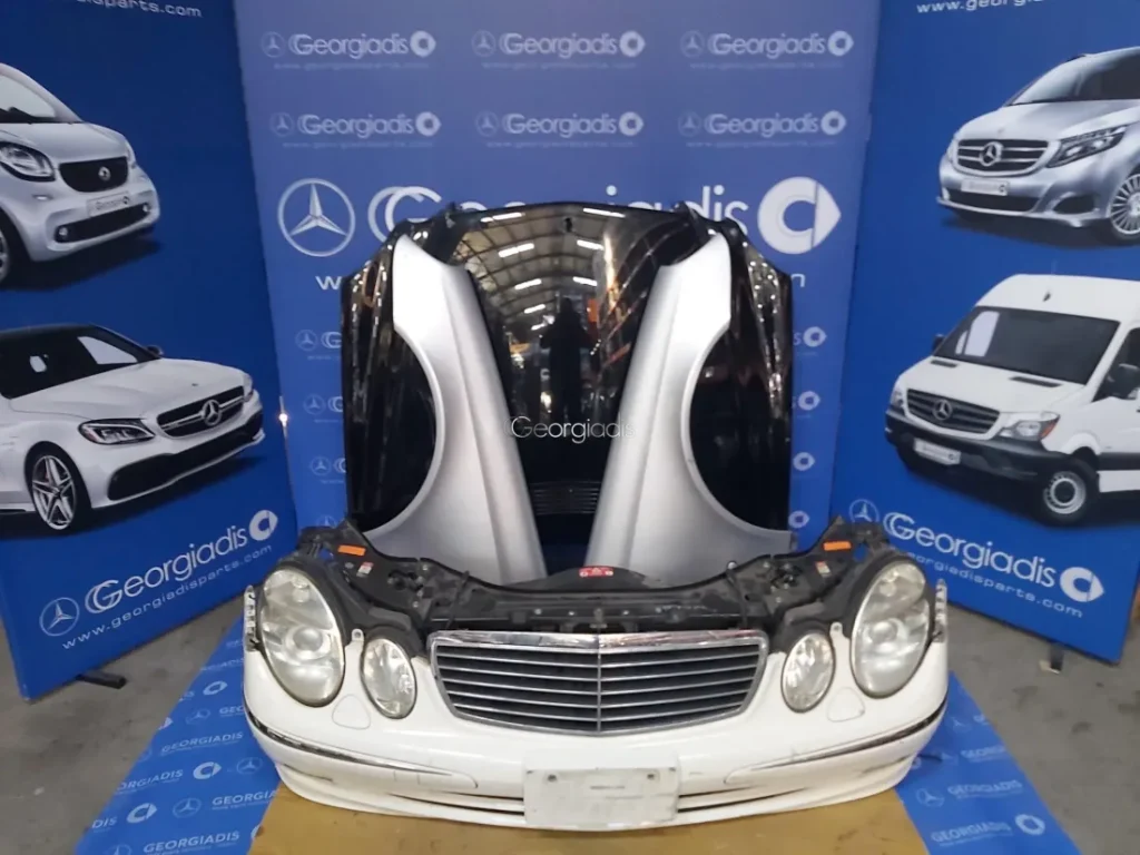 MERCEDES ΜΟΥΡΑΚΙ ΕΜΠΡΟΣ E-CLASS (W211)