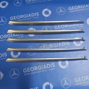 MERCEDES ΔΙΑΚΟΣΜΗΤΙΚΟ ΤΑΠΕΤΣΑΡΙΑΣ ΠΙΣΩ ΔΕΞΙΑΣ ΠΟΡΤΑΣ (TRIM STRIP) ML-CLASS (W164)