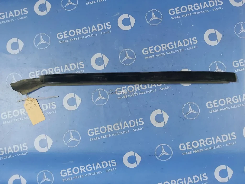 MERCEDES ΔΙΑΚΟΣΜΗΤΙΚΟ ΚΟΛΩΝΑΚΙ ΠΑΡΜΠΡΙΖ ΔΕΞΙ (DRIP RAIL) GLK-CLASS (X204)