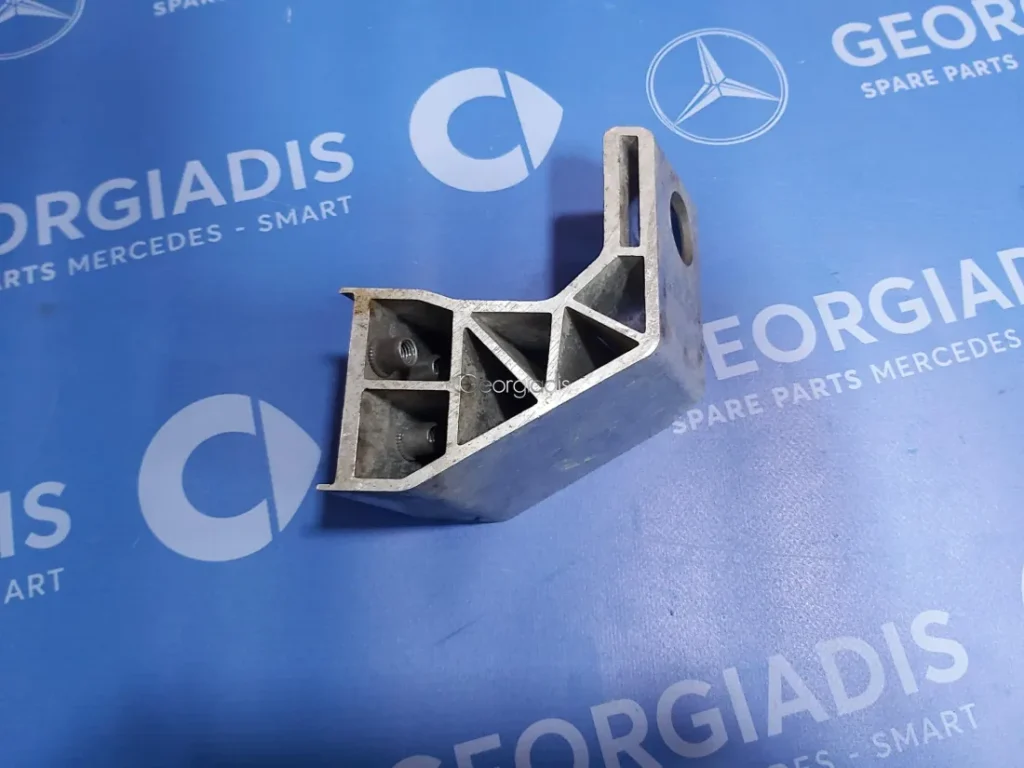MERCEDES ΒΑΣΗ ΨΥΓΕΙΟΥ ΑΡΙΣΤΕΡΗ ΚΑΤΩ (RIGHT BOTTOM BRACKET) C-CLASS (W205)