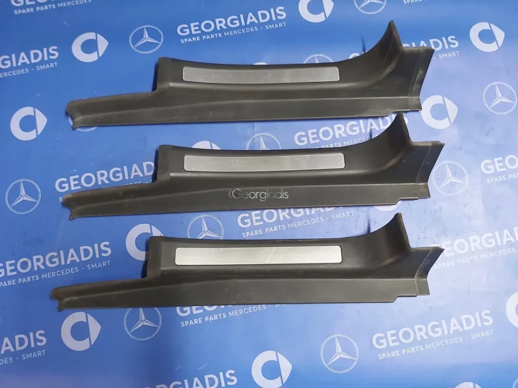 MERCEDES ΠΛΑΣΤΙΚΟ ΚΑΛΥΜΜΑ ΜΑΡΣΠΙΕ ΔΕΞΙ ΠΙΣΩ (DOOR SILL TRIM-RAIL) C-CLASS (W203)