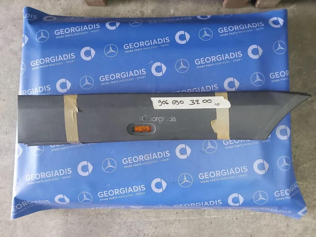 MERCEDES ΔΙΑΚΟΣΜΗΤΙΚΗ ΦΑΣΑ ΑΡΙΣΤΕΡΗ (SIDE TRIM-STRIP) SPRINTER (W906)