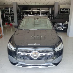 MERCEDES-BENZ GLA 250e 2022.